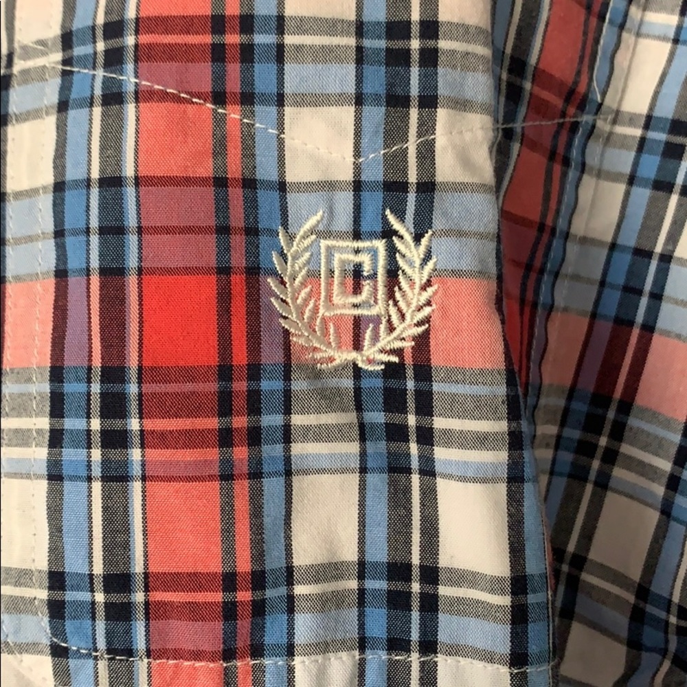 Button up - Picture 2 of 2